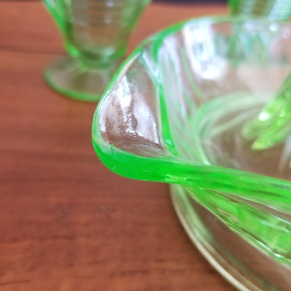 Depression Glass - Picture 3 of 6